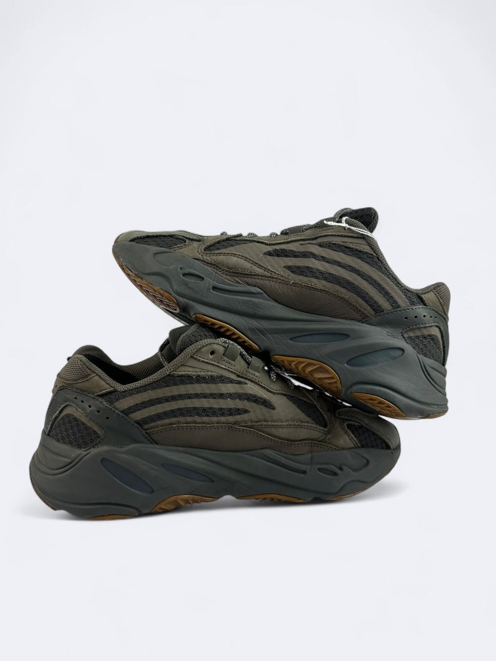 Adidas Yeezy Boost 700 V2 "Geode" - 42 Casual Area
