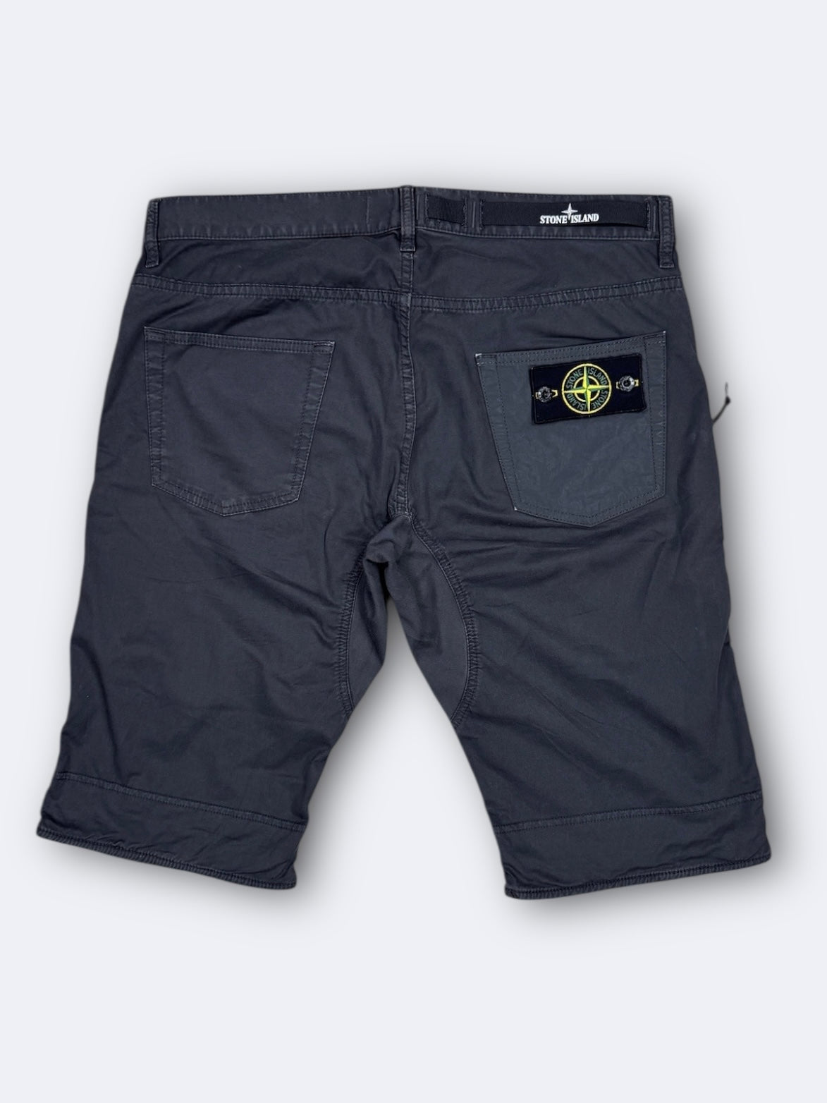 Short Stone Island - M Casual Area