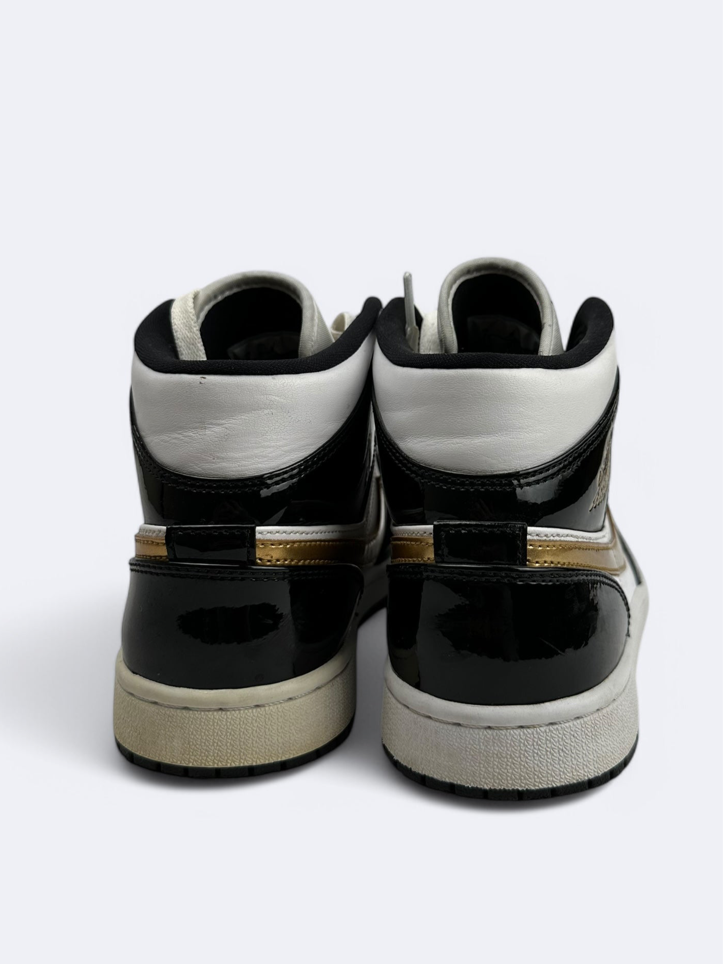 Air Jordan 1 Mid "Gold Patent" - 40 Casual Area