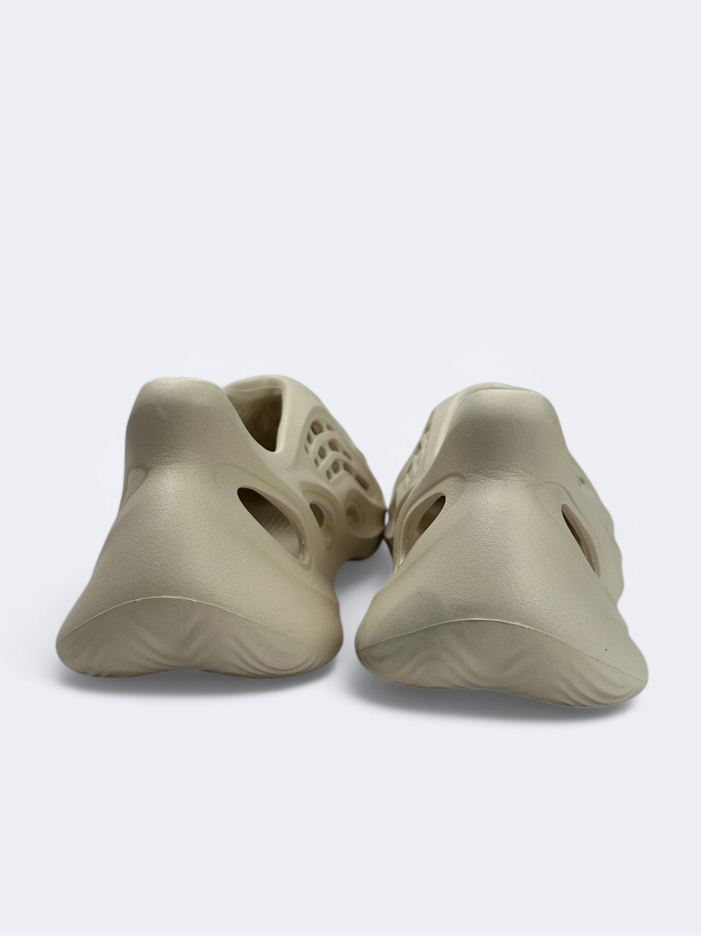 Adidas Yeezy Foam Runner "Desert Sand" - 42 Casual Area