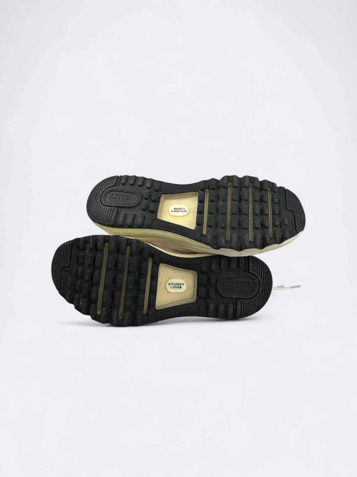 Stussy x Air Max 2013 "Fossil" - 42 Casual Area