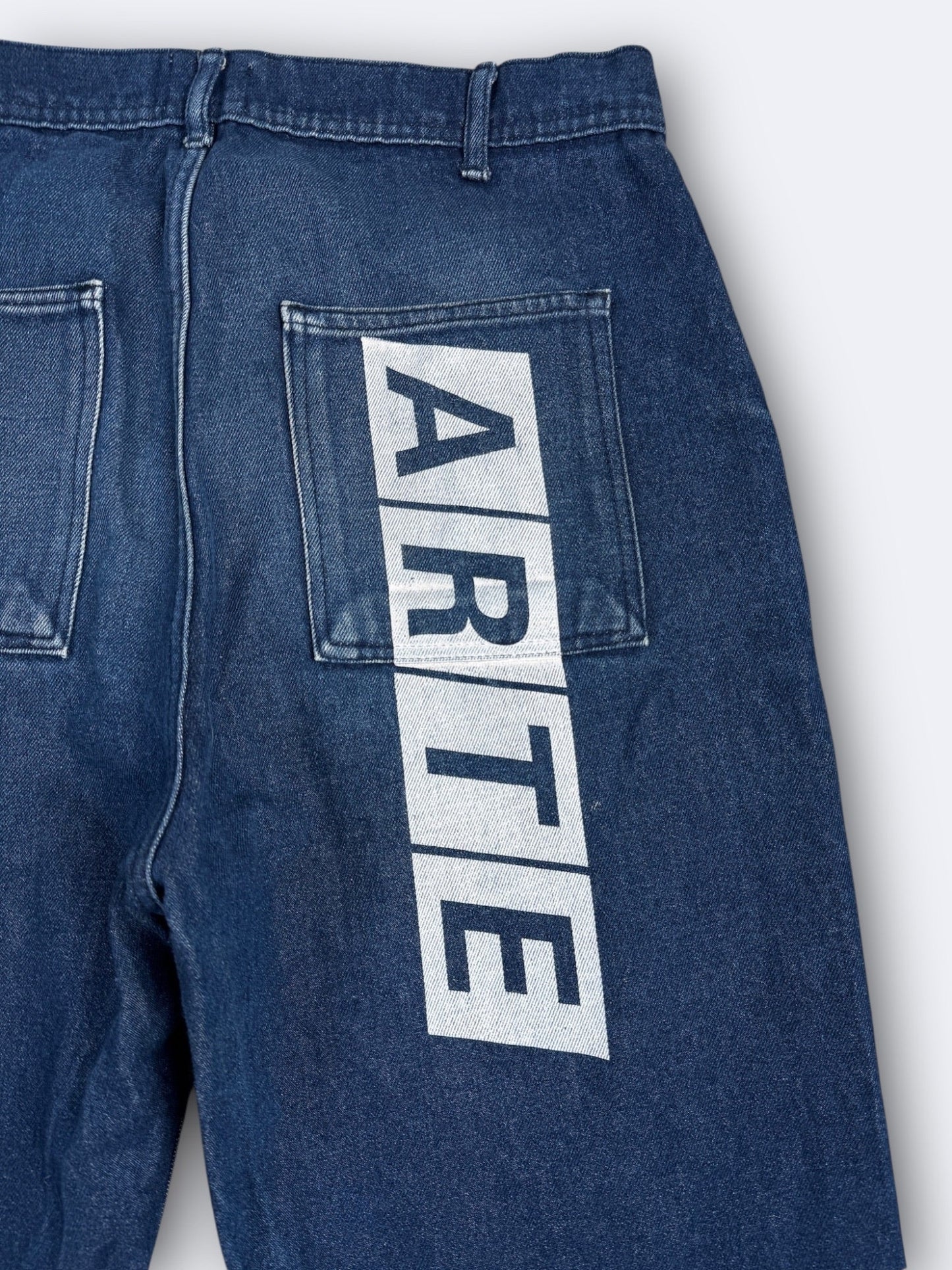 Jean Arte - M Casual Area