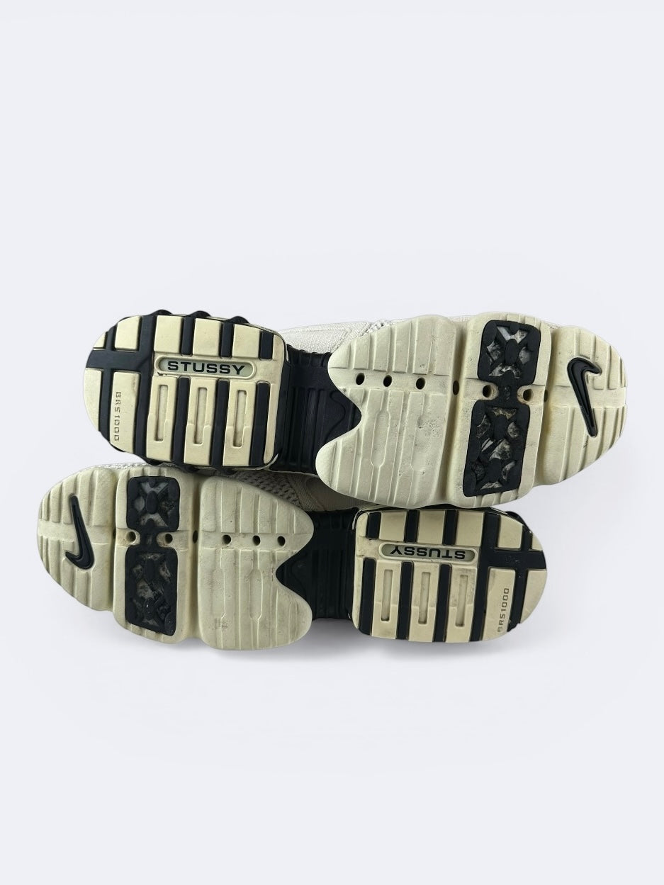 Stussy x Nike Air Zoom Spiridon Cage 2 "Fossil" - 42,5 Casual Area