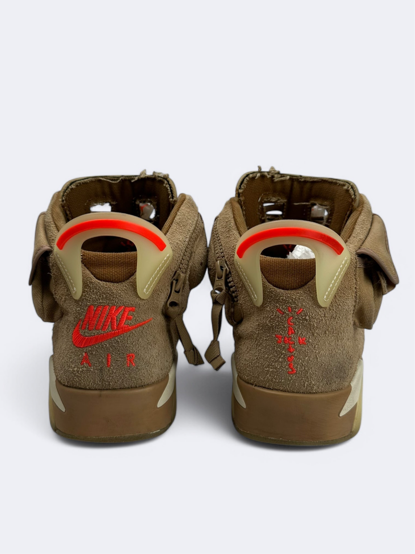 Travis Scott x Air Jordan 6 Retro "British Khaki" - 42.5 Casual Area
