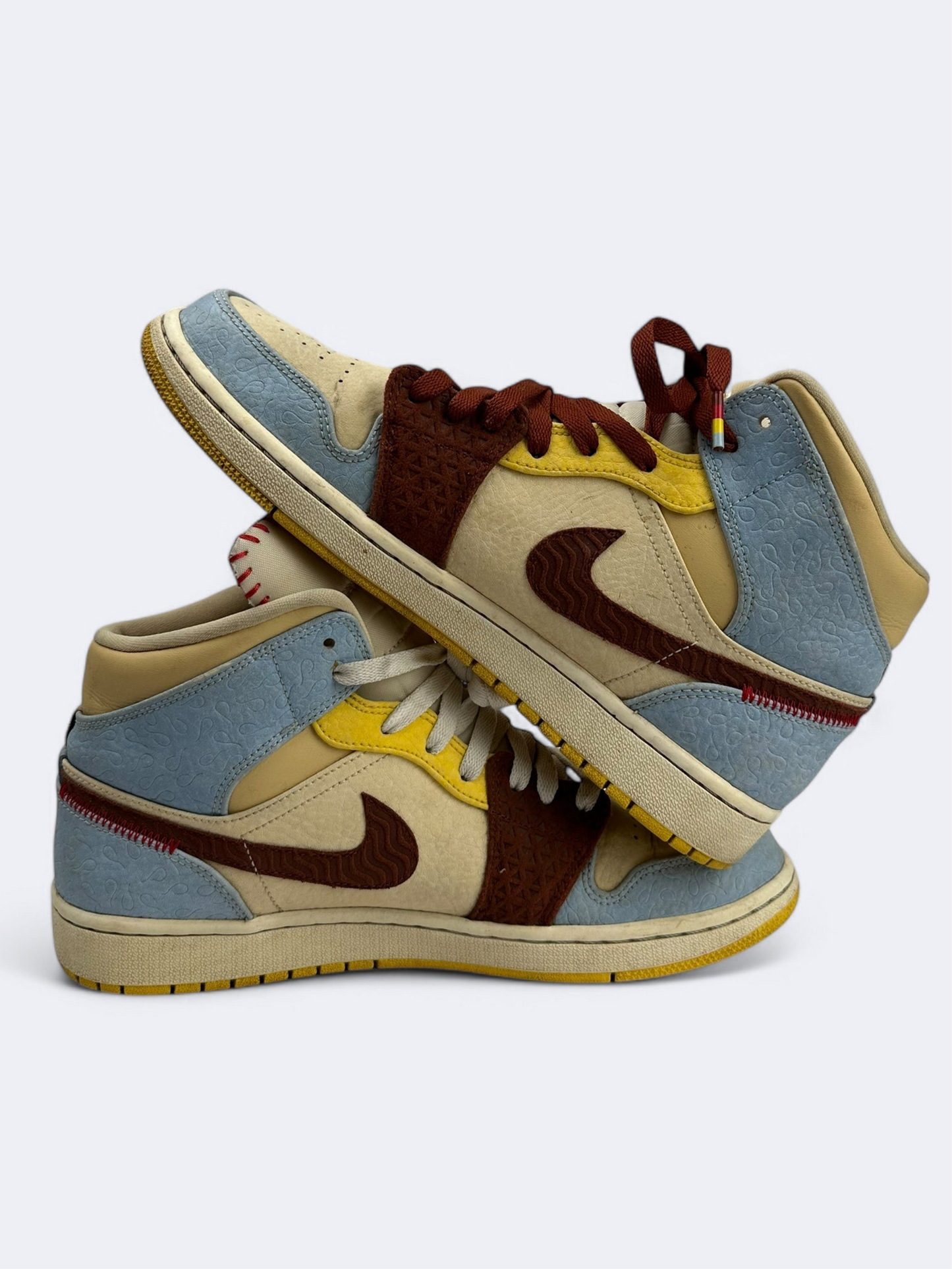Maison Château Rouge x Air Jordan 1 Mid "Fearless" - 43 Casual Area