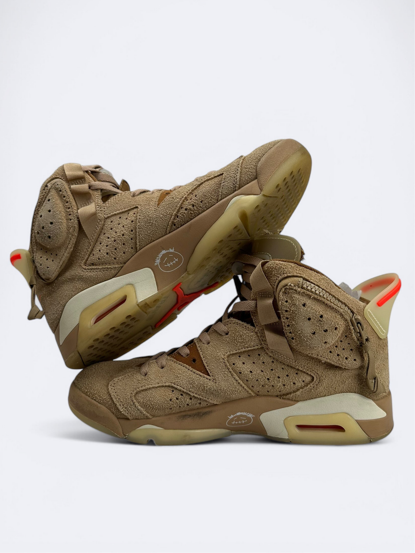 Travis Scott x Air Jordan 6 Retro "British Khaki" - 42.5 Casual Area