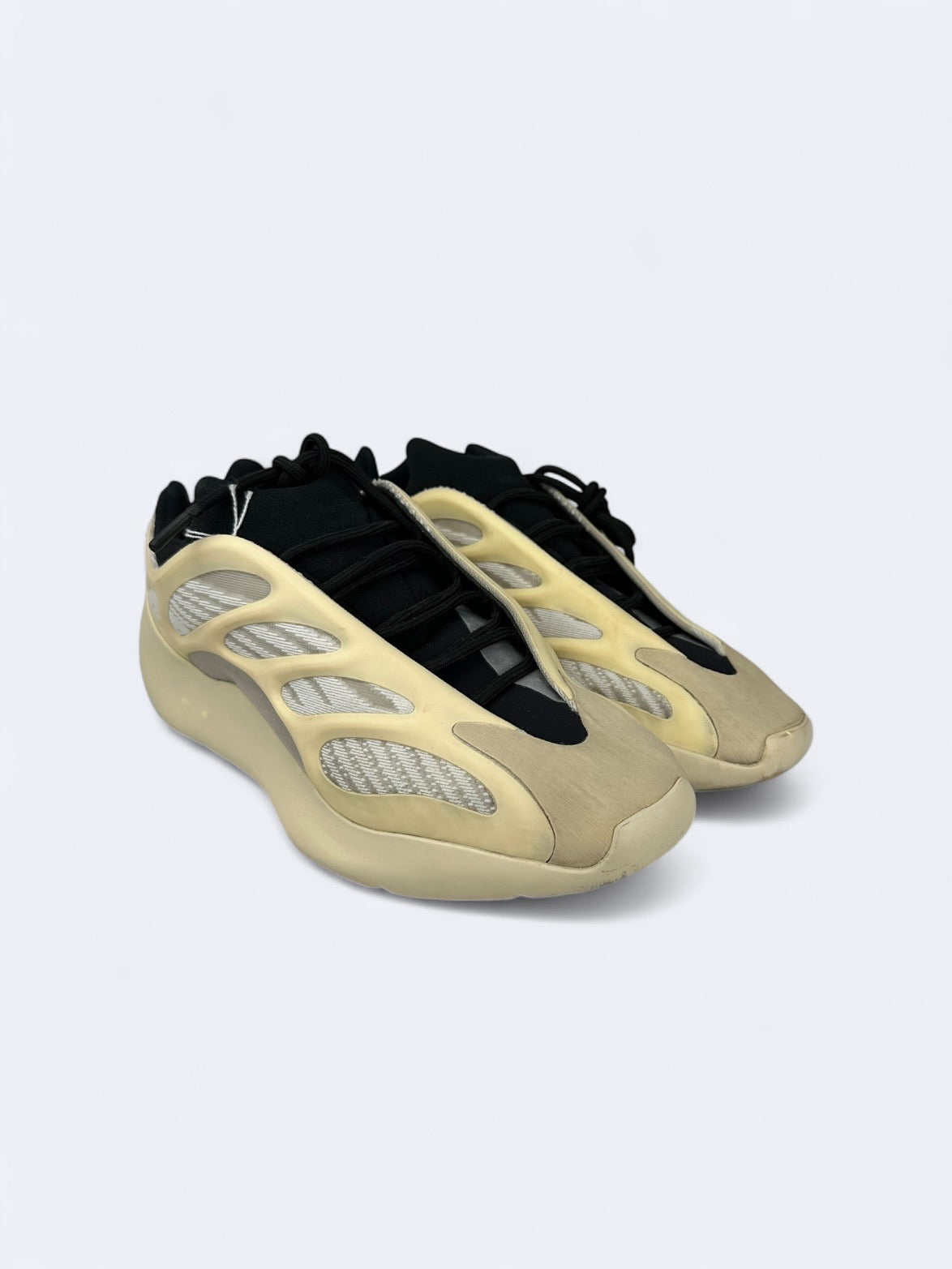 Adidas Yeezy 700 V3 "Azael" - 42 2/3 Casual Area