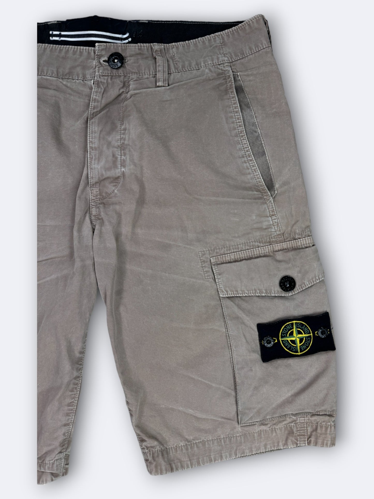 Short Stone Island - M Casual Area