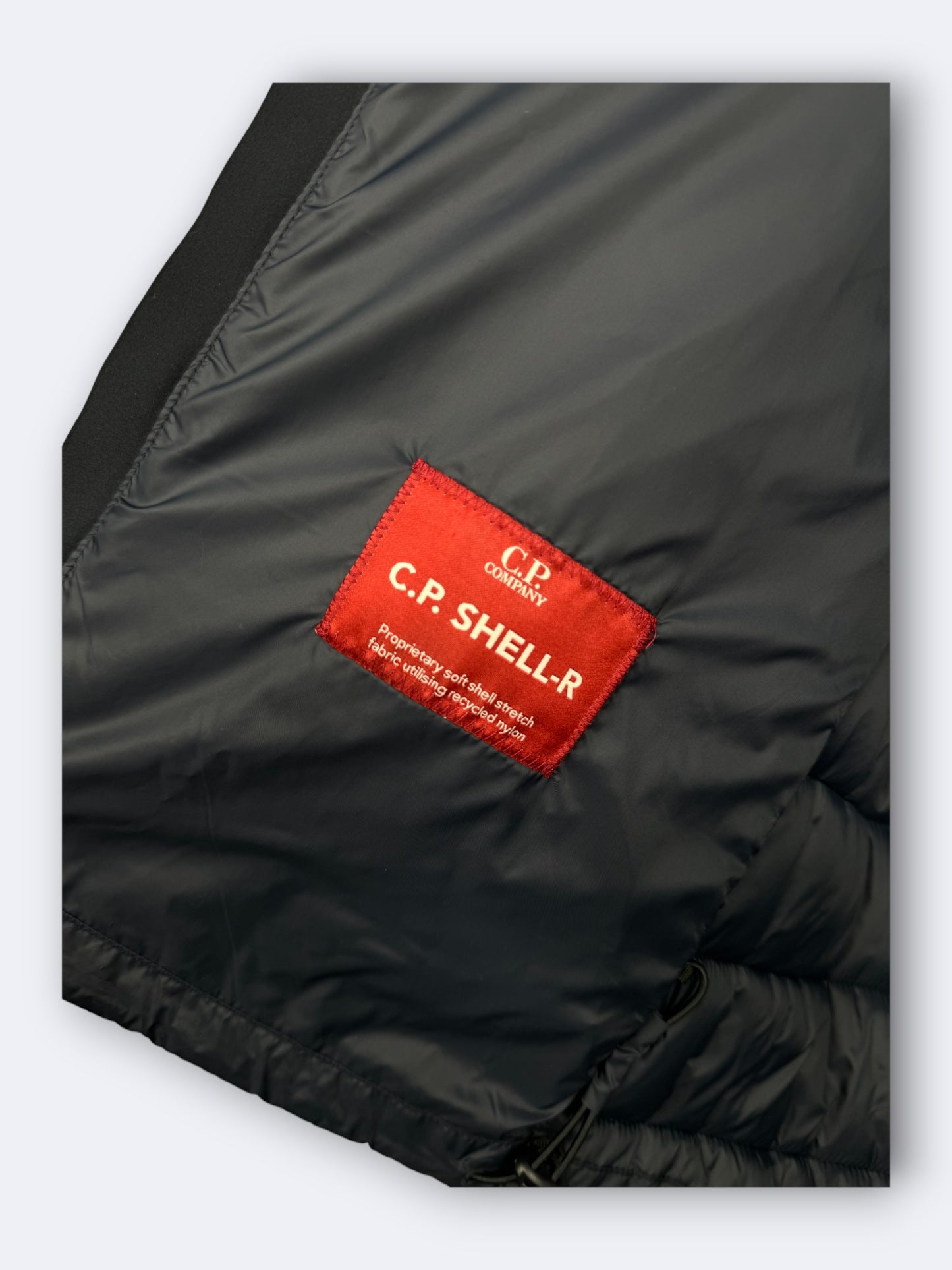 C.P. Shell-R C.P. Company - L Casual Area