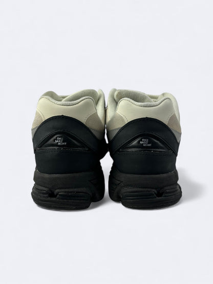 The Basement x New Balance 2002R Stone Grey - 40 Casual Area