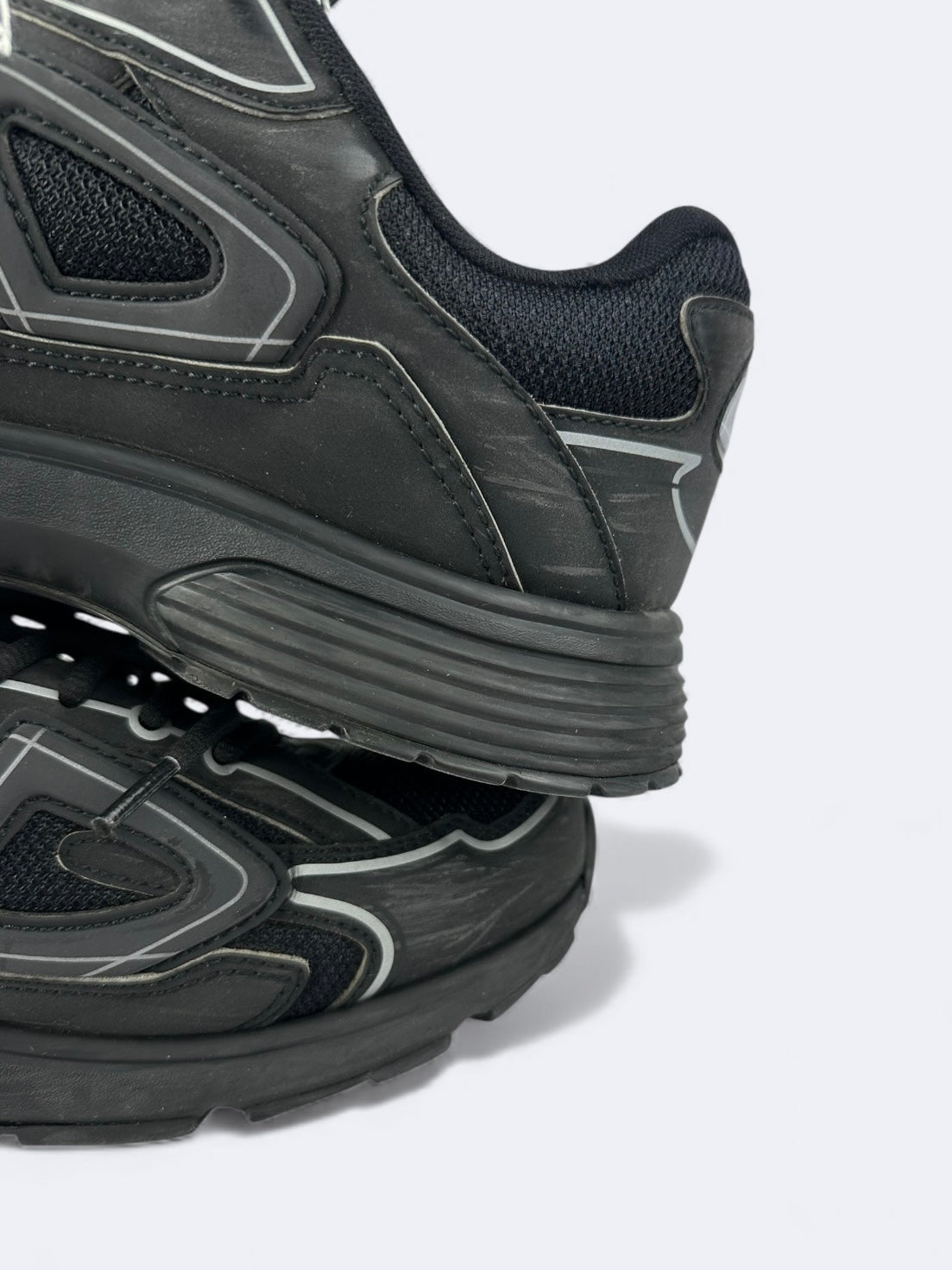 Dior B30 - 45 Casual Area