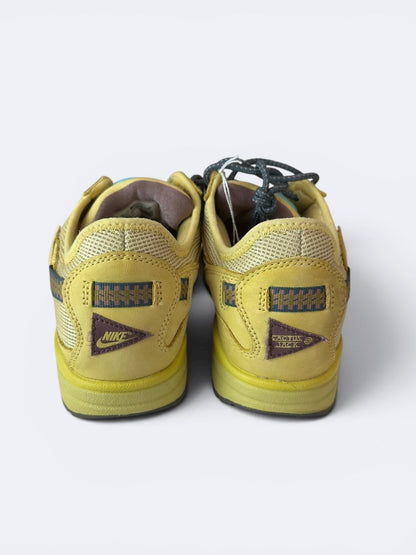Travis Scott x Nike Air Max 1 "Saturn Gold" - 42,5 Casual Area