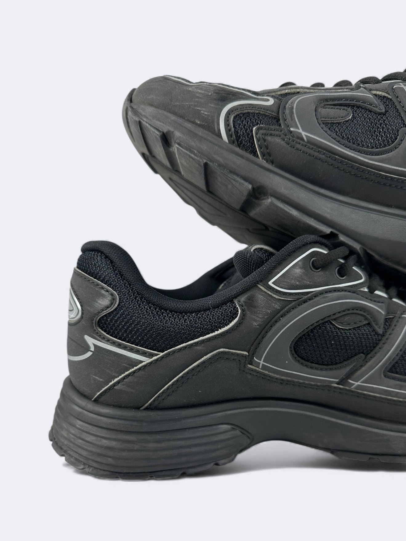 Dior B30 - 45 Casual Area