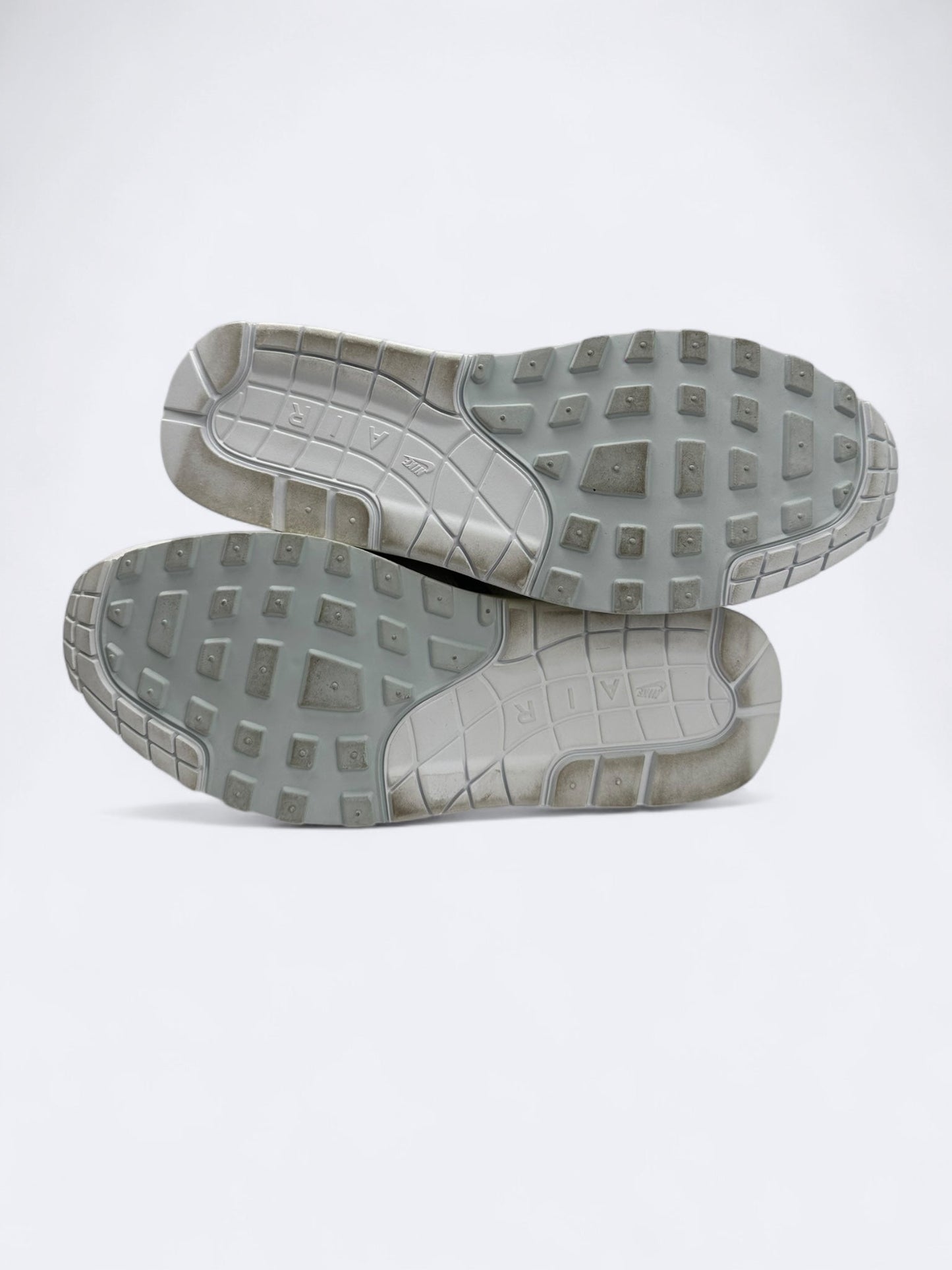 Patta x Air Max 1 "White Pure Platinum" - 43 Casual Area