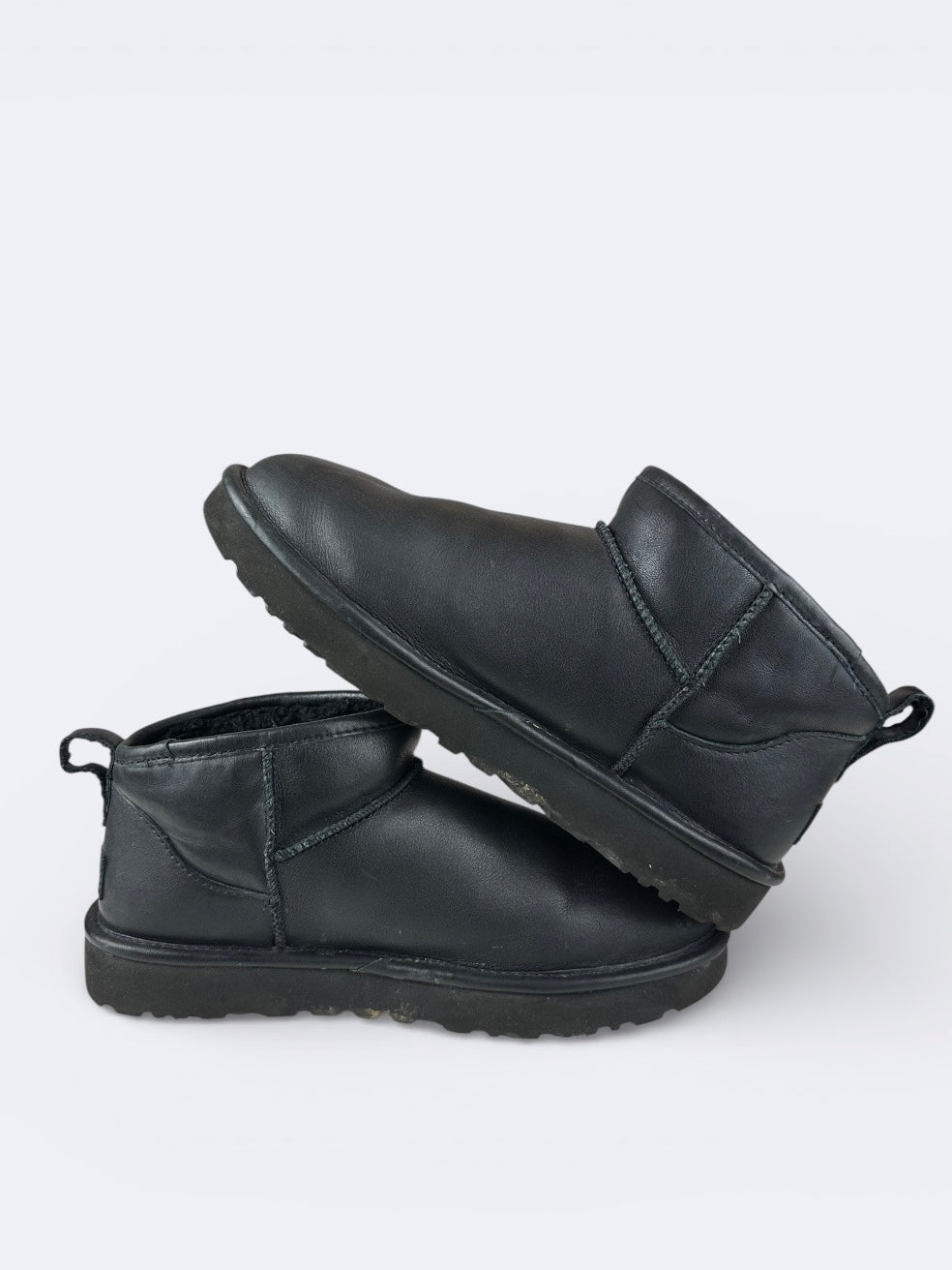 Ugg Noir Montante - 40 Casual Area