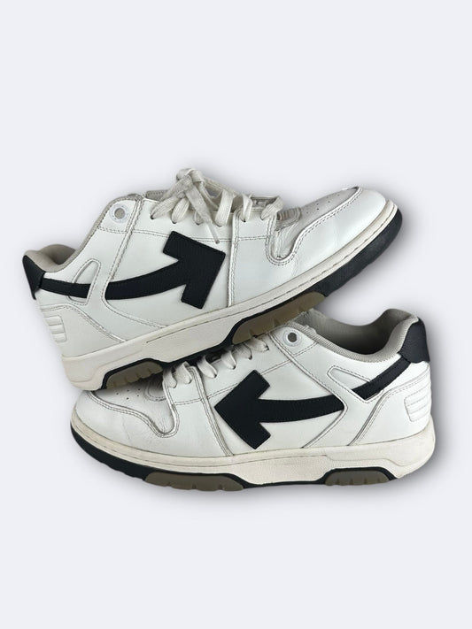 Off-White Out Of Office - 44 Casual Area