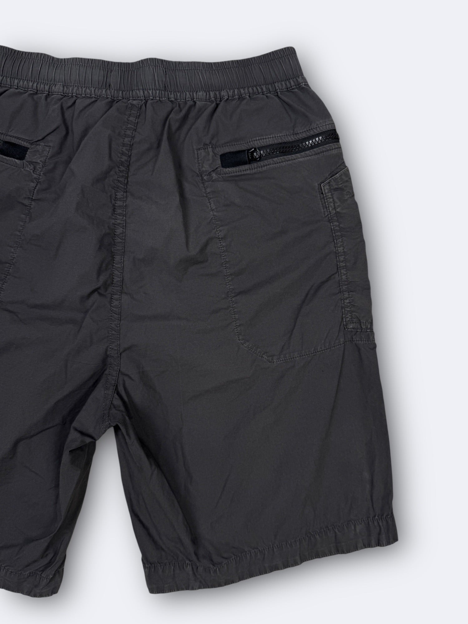 Short Stone Island - S Casual Area