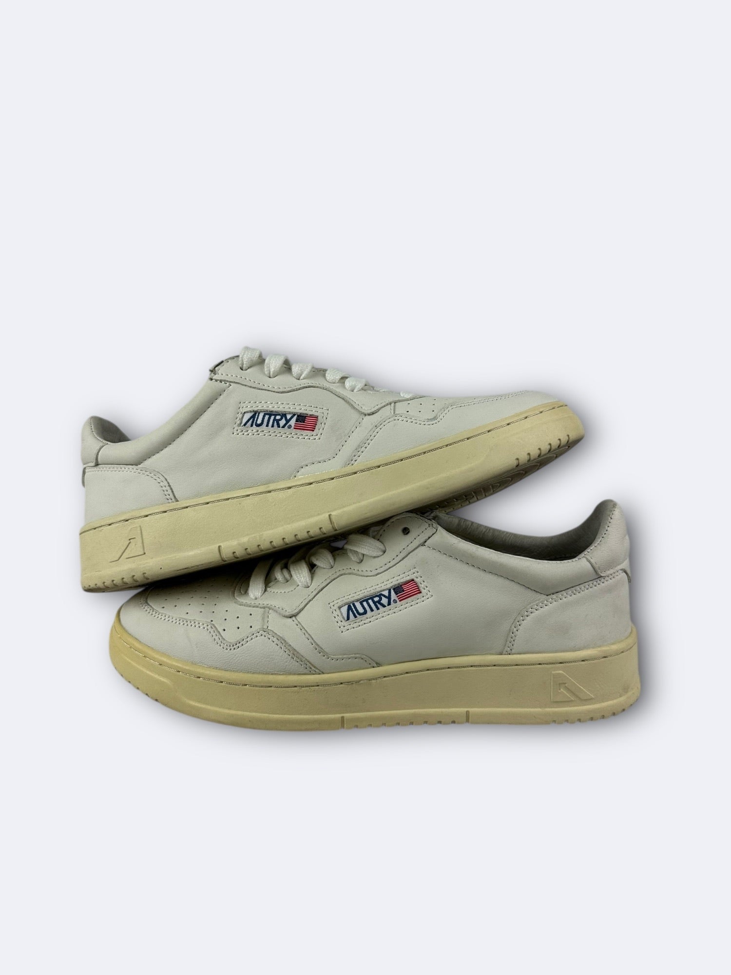 Autry Medalist - 43 Casual Area