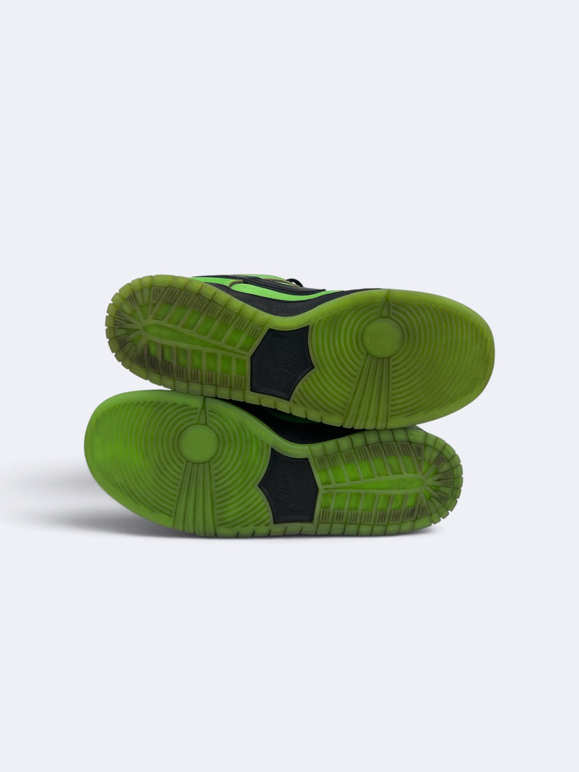 The Powerpuff Girls x Nike SB Dunk Low Buttercup - 44 Casual Area