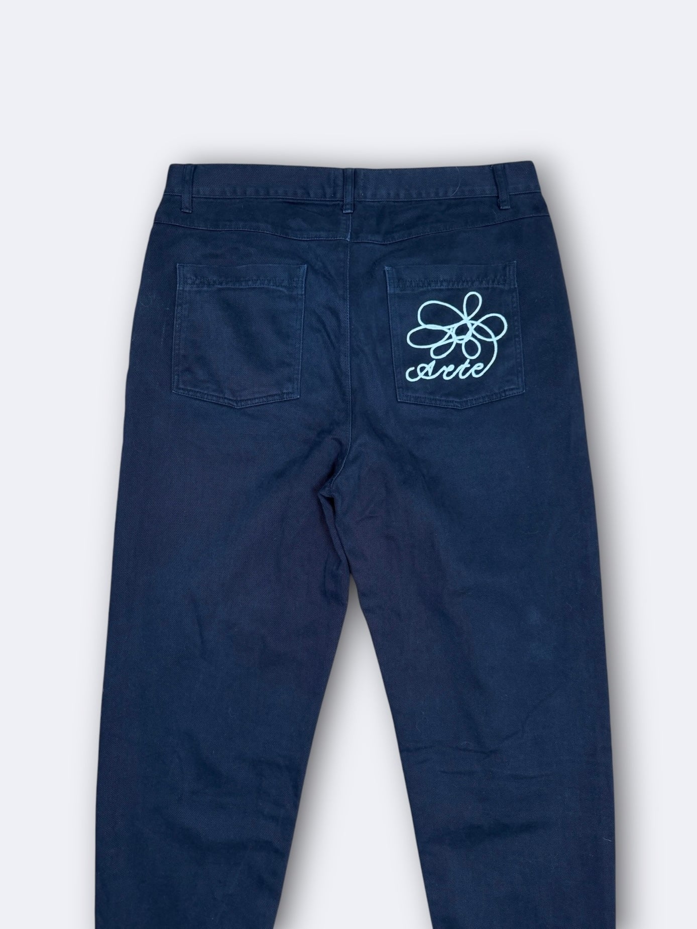 Pantalon Arte "Embroidery Pocket" - XL Casual Area