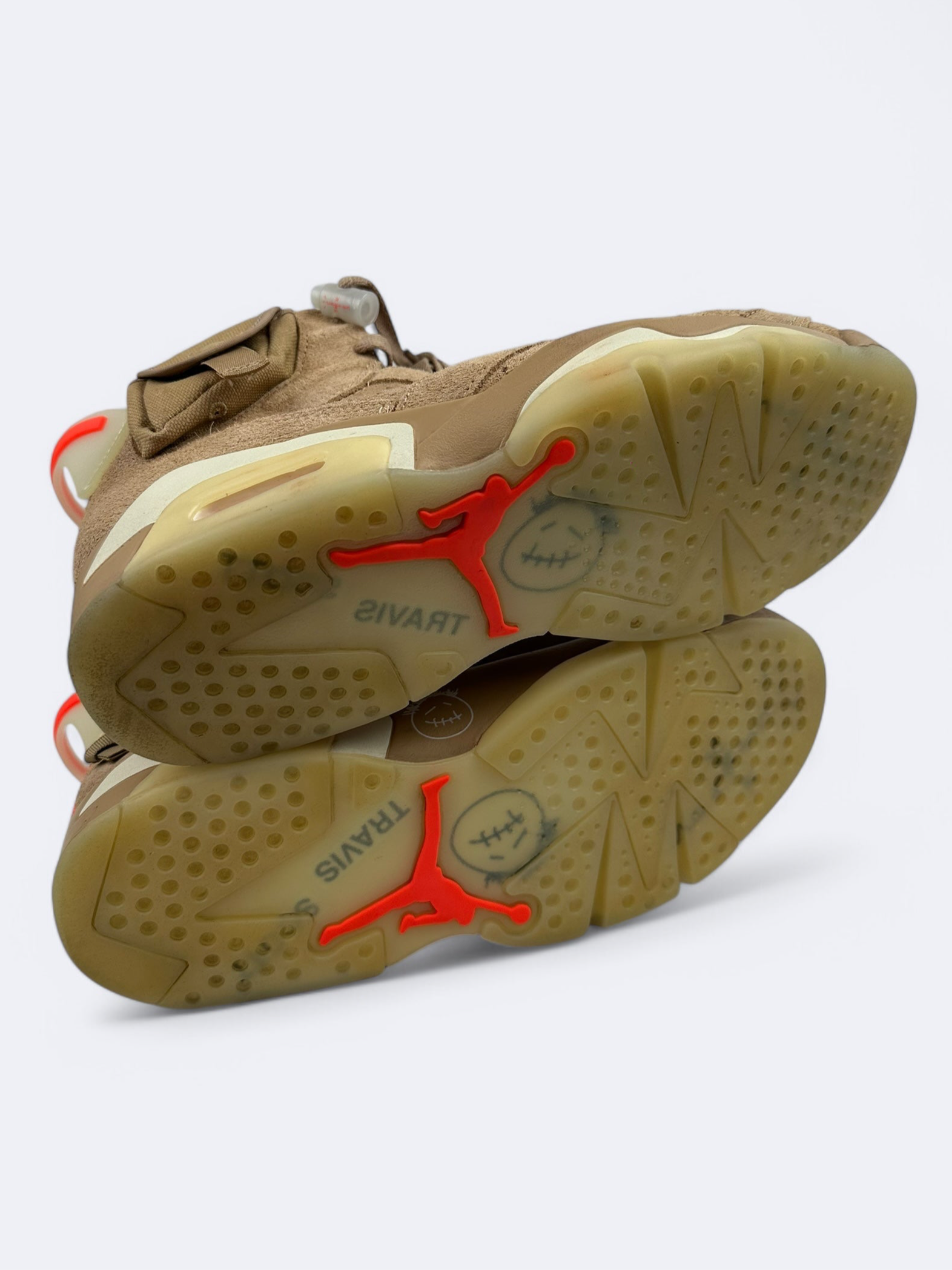 Travis Scott x Air Jordan 6 Retro "British Khaki" - 41 Casual Area