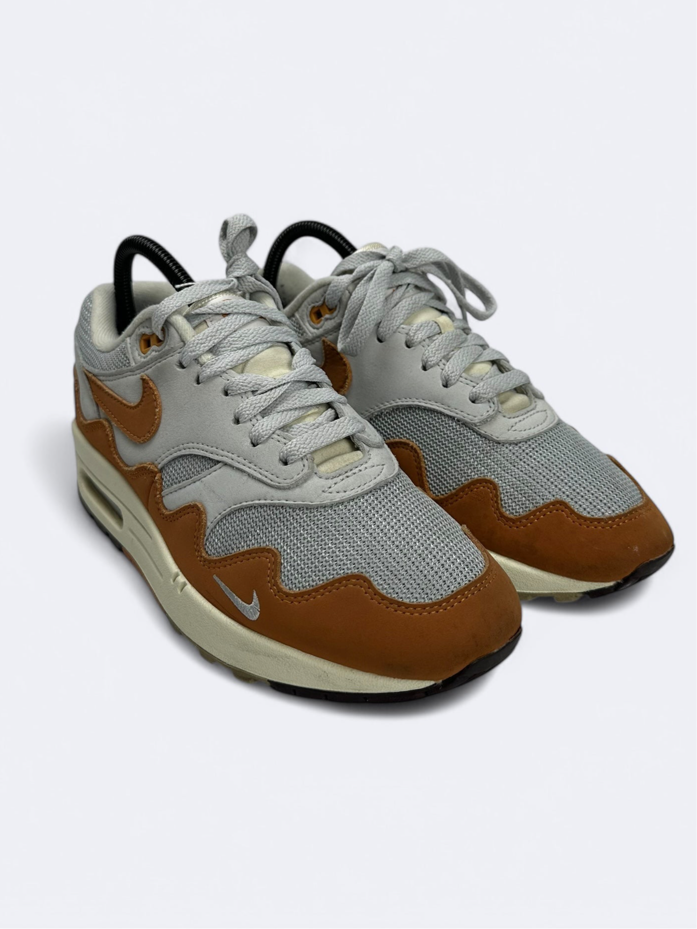 Patta x Nike Air Max 1 "Monarch" Casual Area