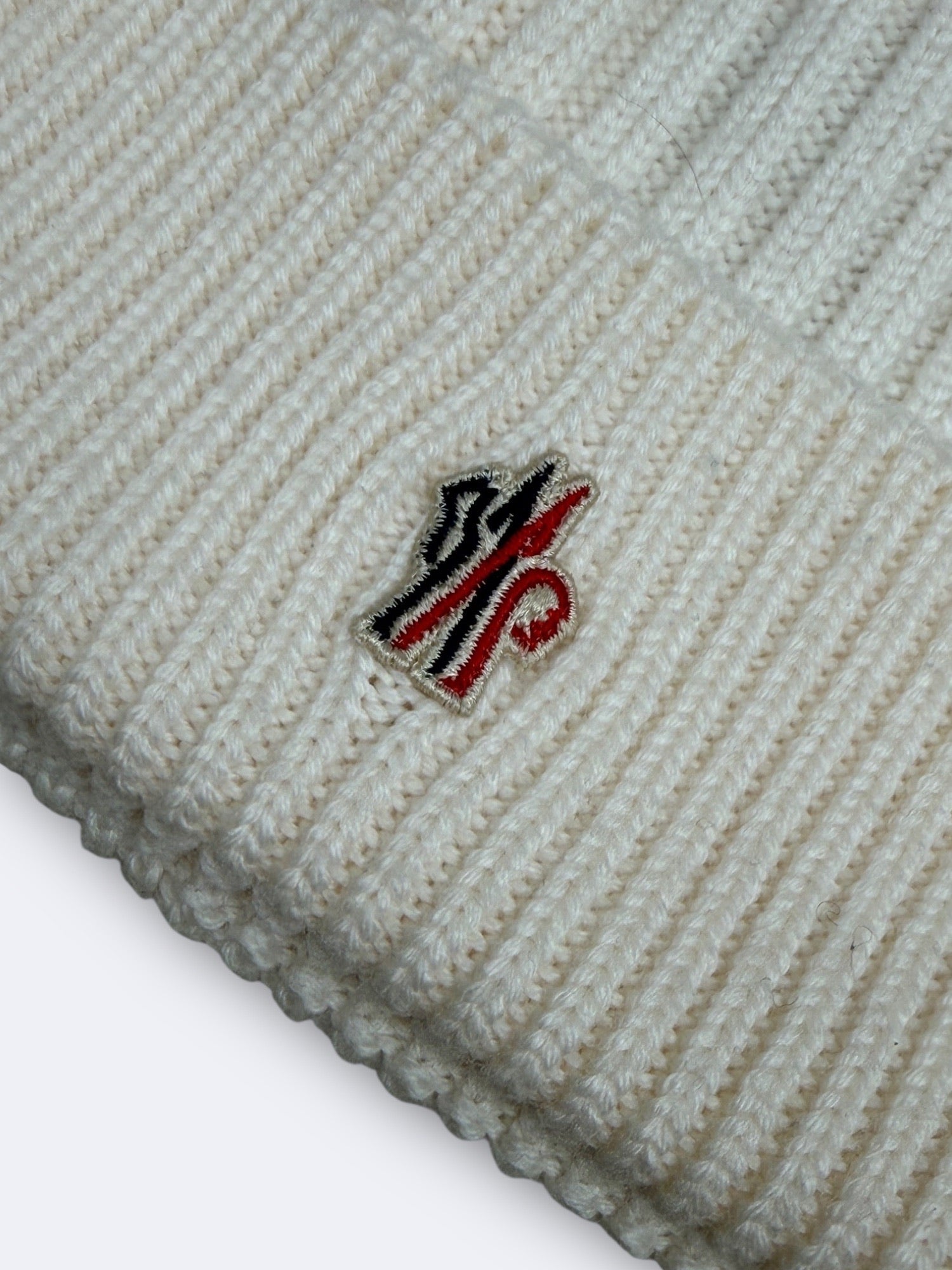 Bonnet Moncler Grenoble Casual Area