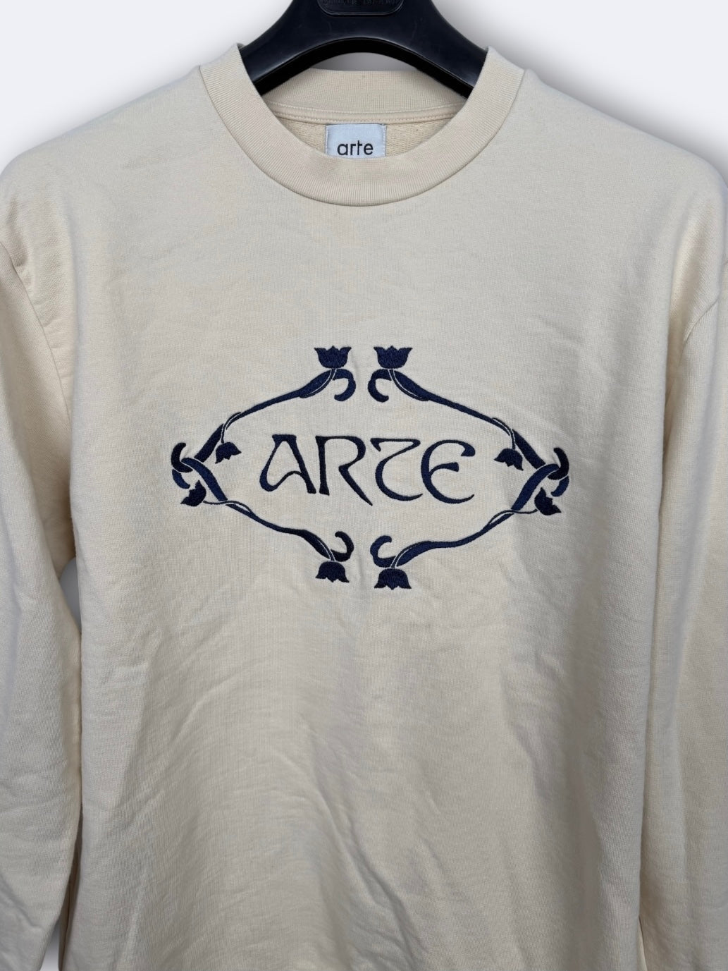 Crewneck Arte - L Casual Area