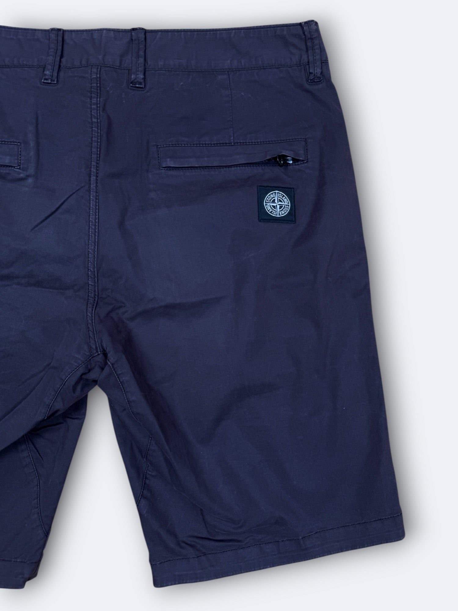 Short Stone Island - M Casual Area