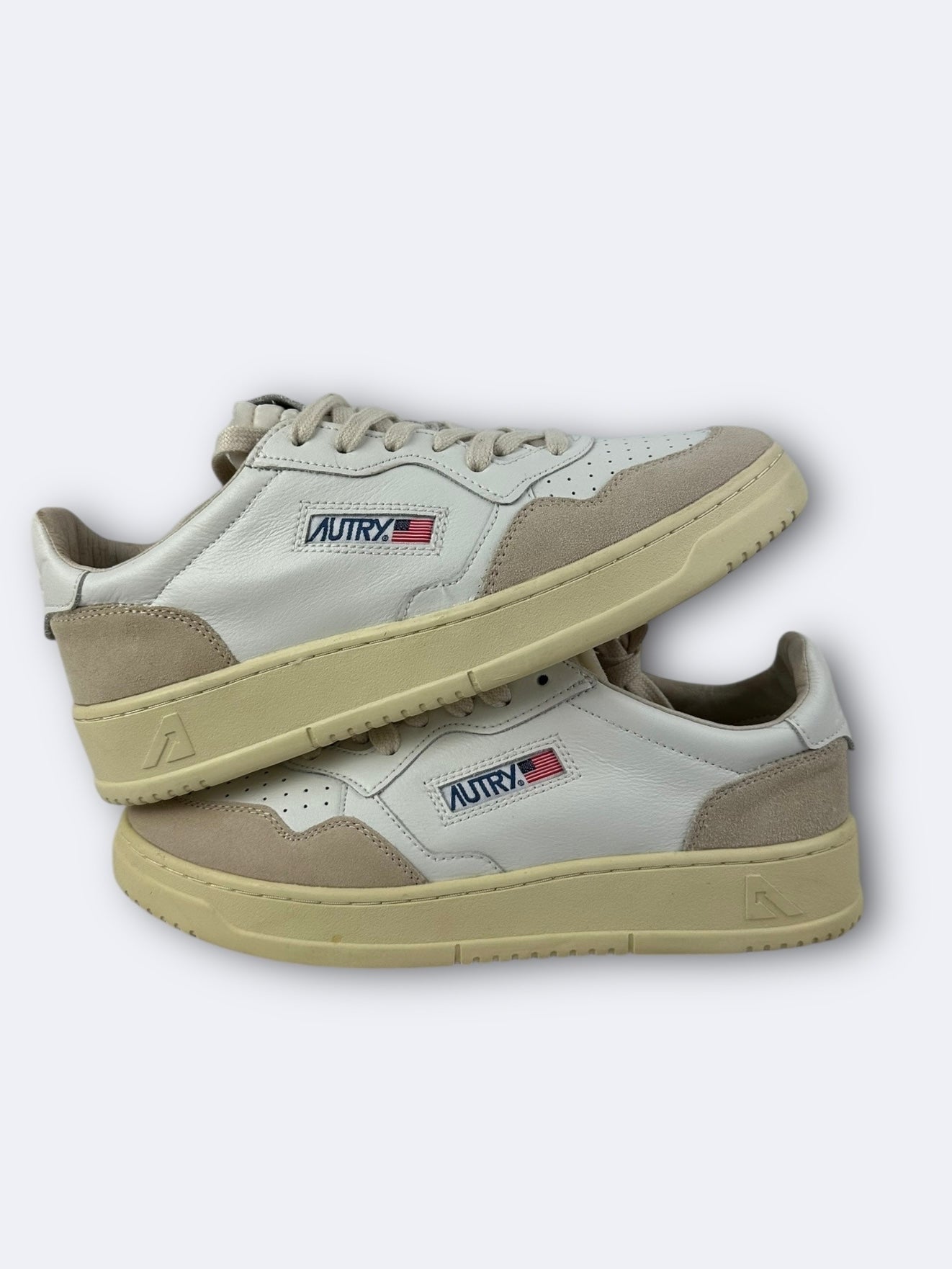 Autry Medalist - 41 Casual Area