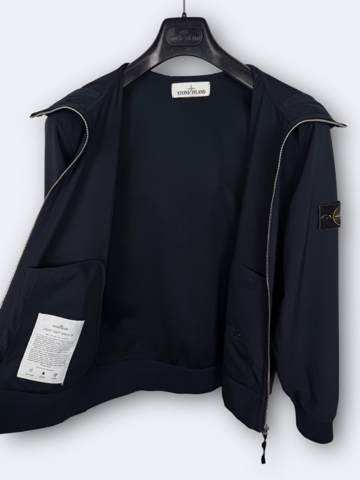 Light Soft Shell-R Stone Island - M Casual Area