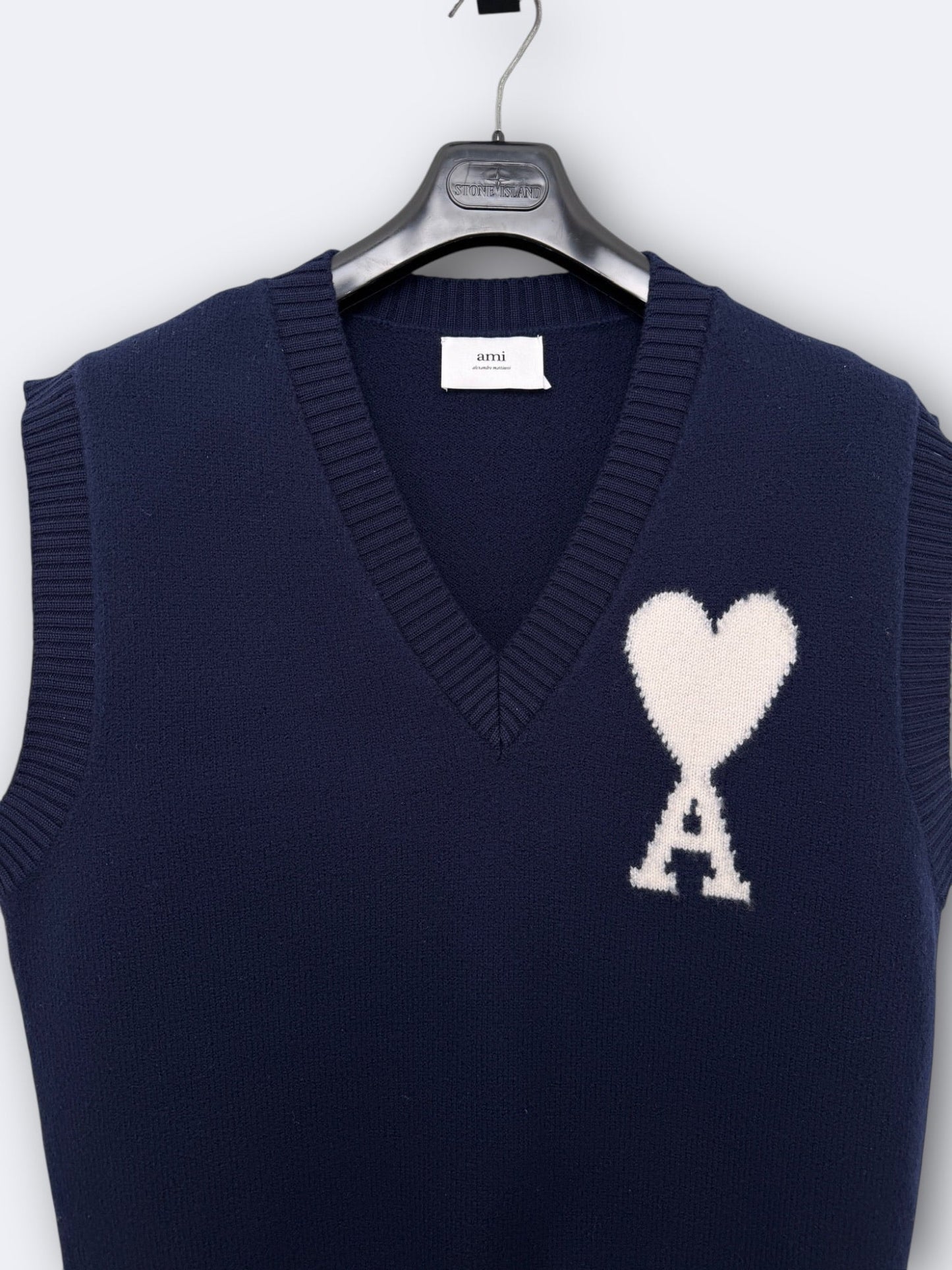 Cardigan sans manches "Ami de cœur" Ami Paris - L Casual Area