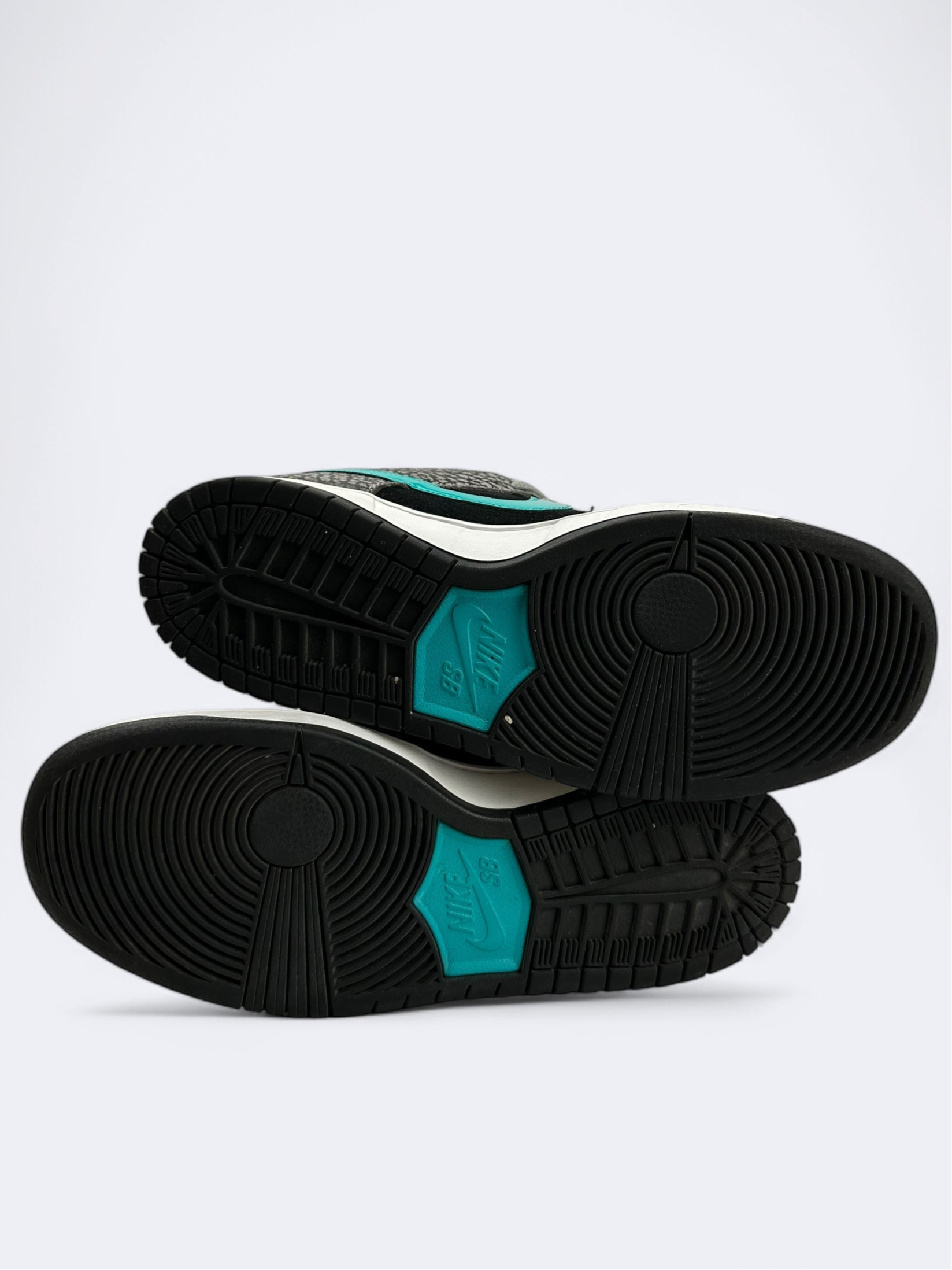 Nike SB Dunk Low Atmos Elephant - 40 Casual Area
