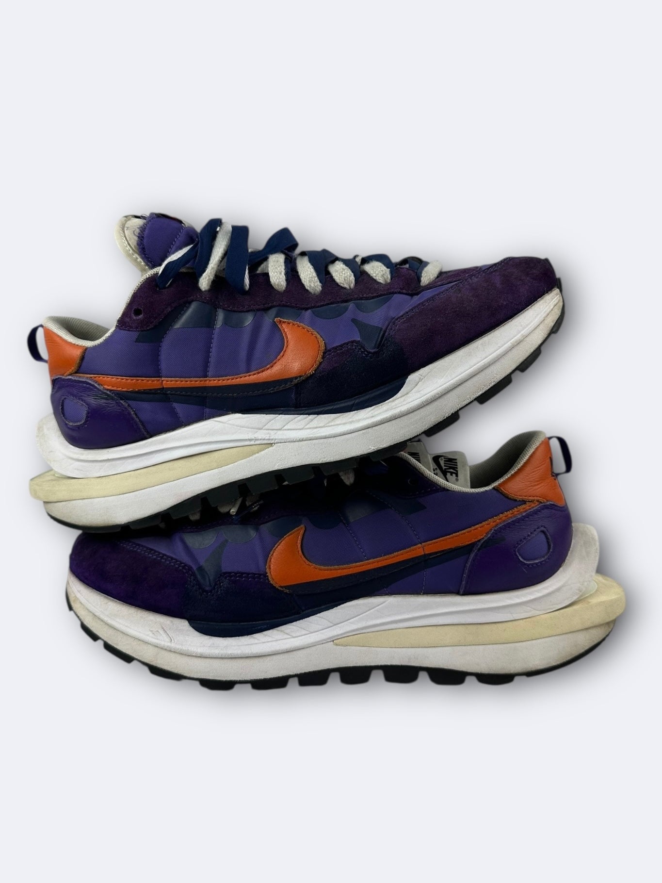 Sacai x Nike VaporWaffle "Dark Iris" - 45 Casual Area