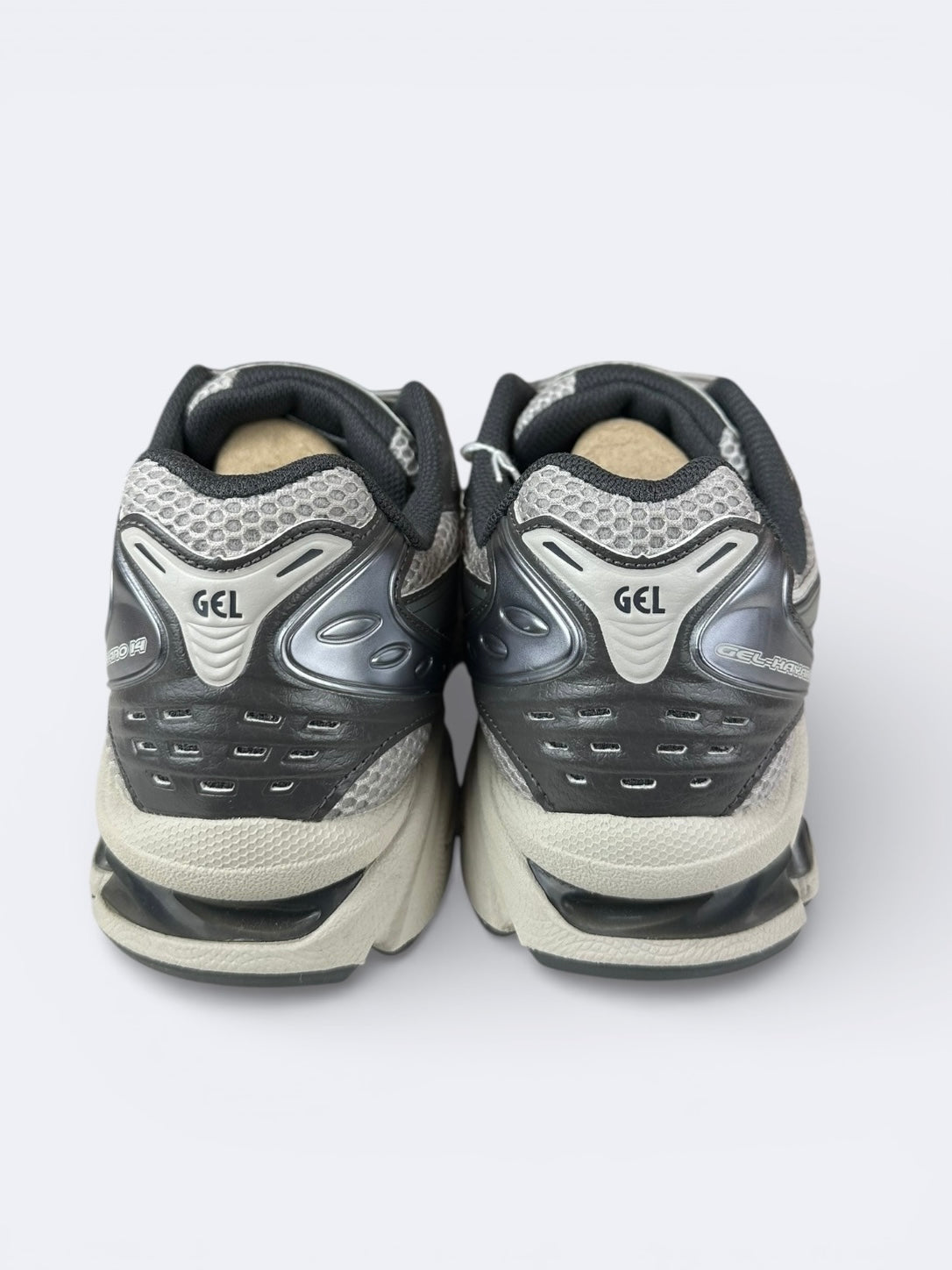 Asics Gel-Kayano 14 - 42,5 Casual Area