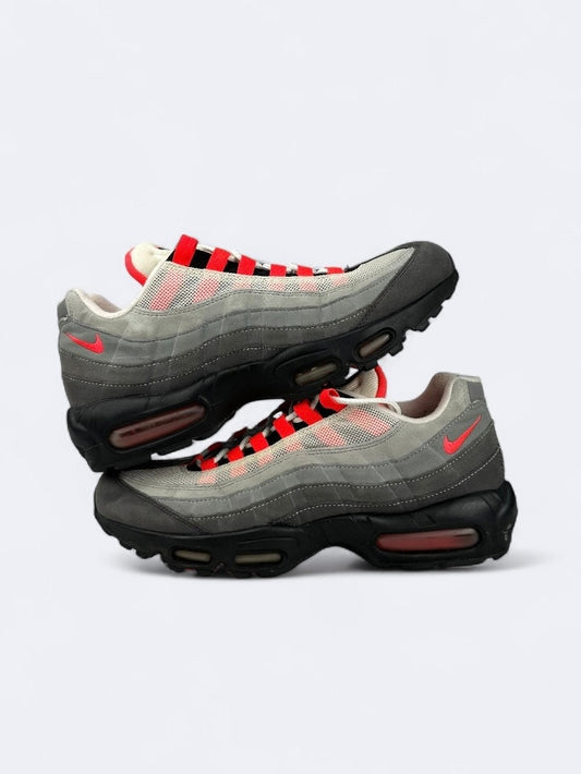Nike Air Max 95 "Solar Red" - 44 Casual Area