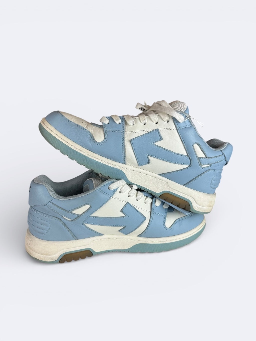 Off-White Out Of Office - 42 Casual Area