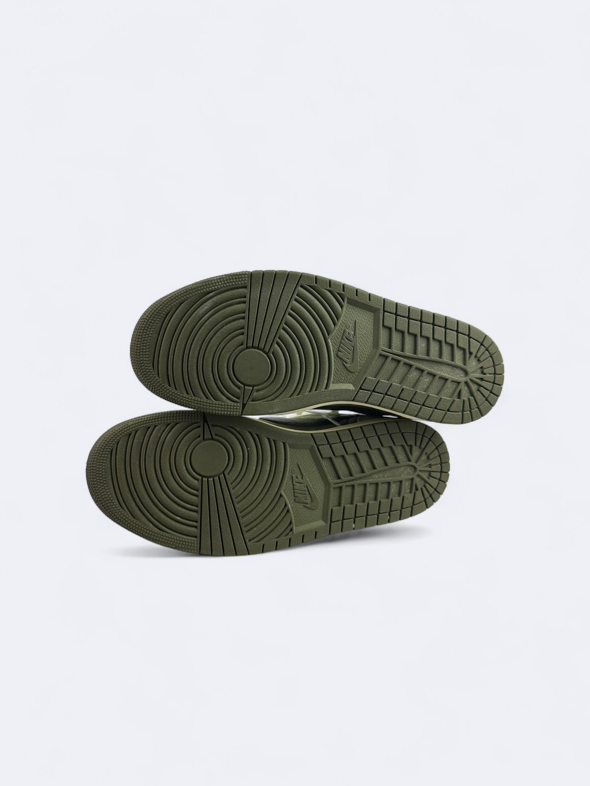 Travis Scott x Air Jordan 1 Low OG Medium Olive - 44 Casual Area