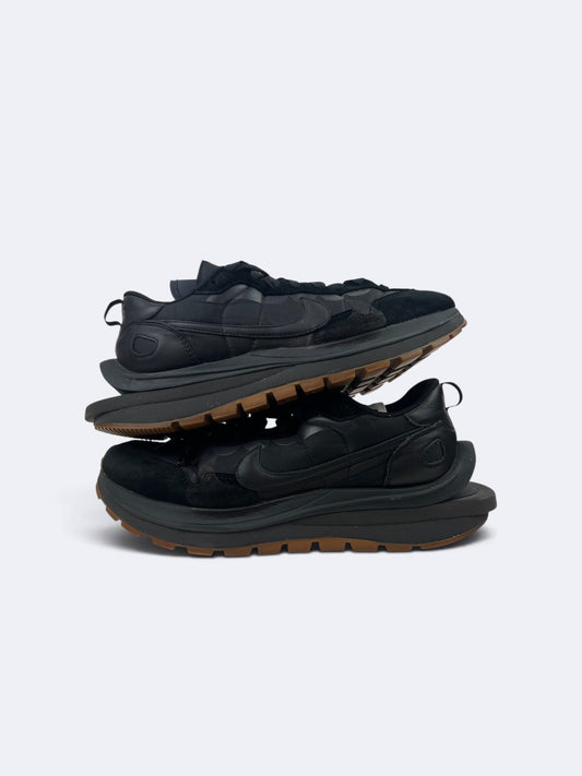 Sacai x VaporWaffle "Black Gum" - 45 Casual Area