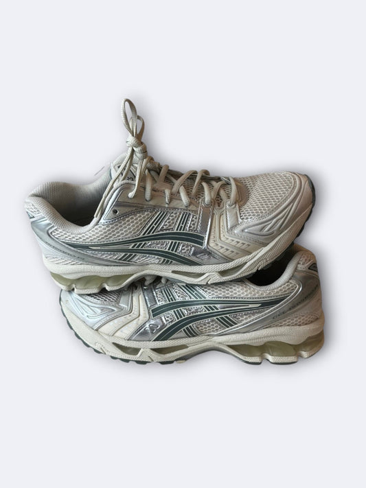 Asics Gel-Kayano 14 - 42,5 Casual Area