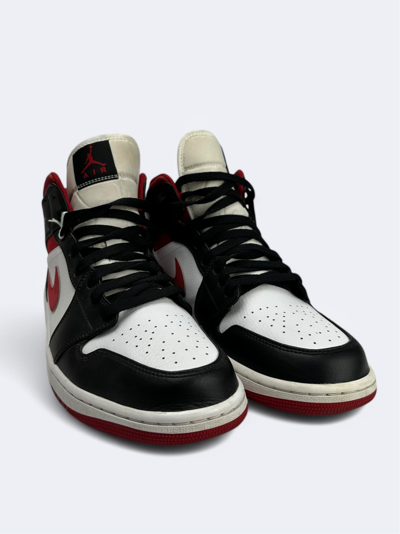 Air Jordan 1 Mid Black Fire Red - 45 Casual Area