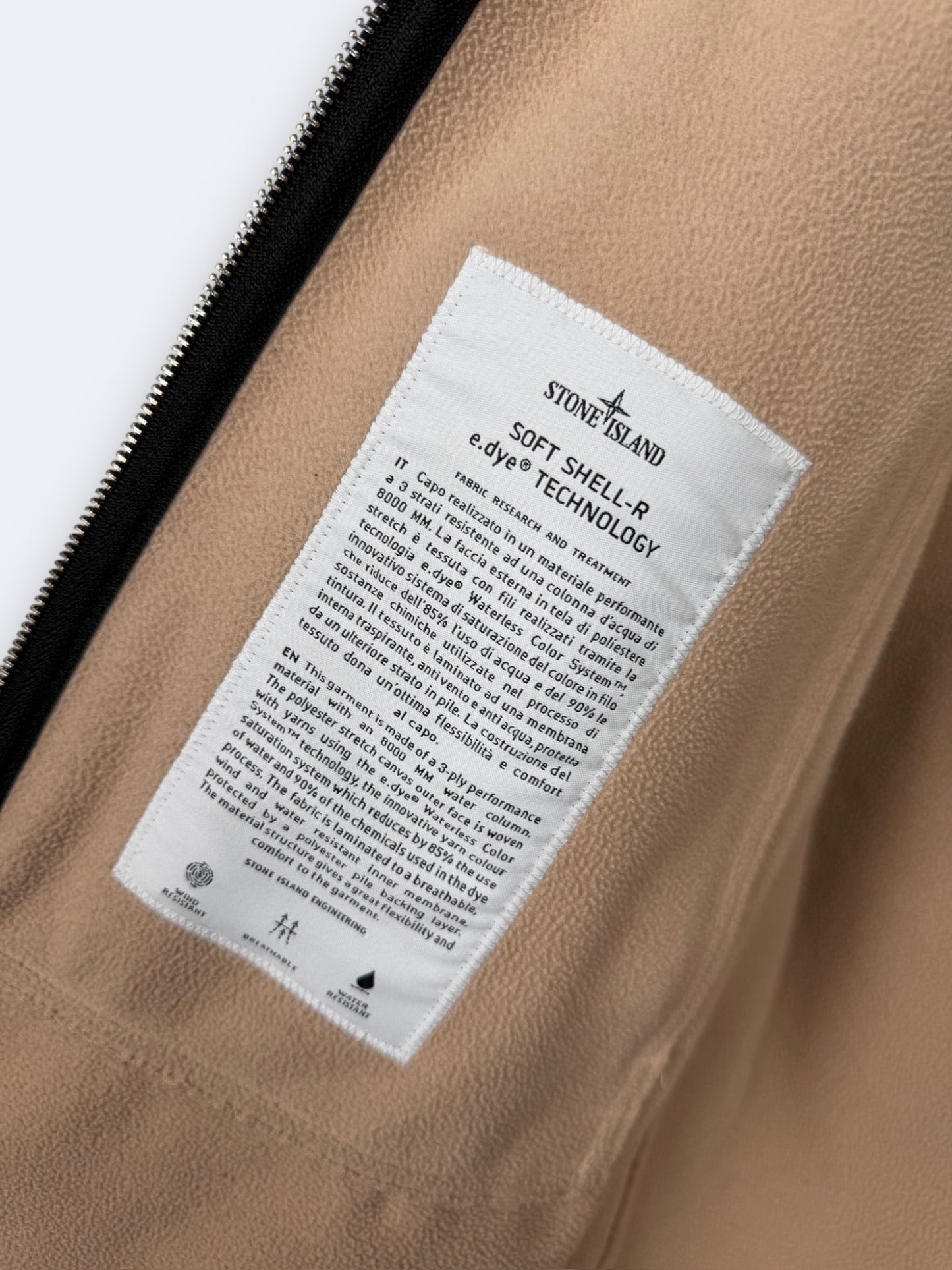 Soft Shell-R "e.dye Technology" Stone Island - S Casual Area