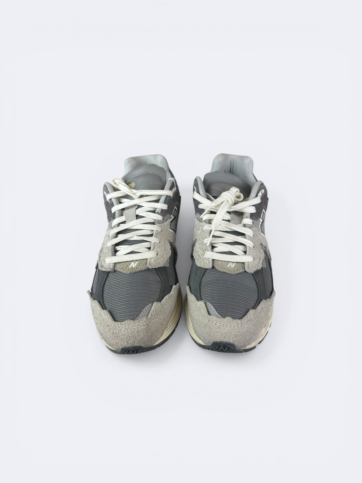 New Balance 2002R Protection Pack Rain Cloud - 45 Casual Area