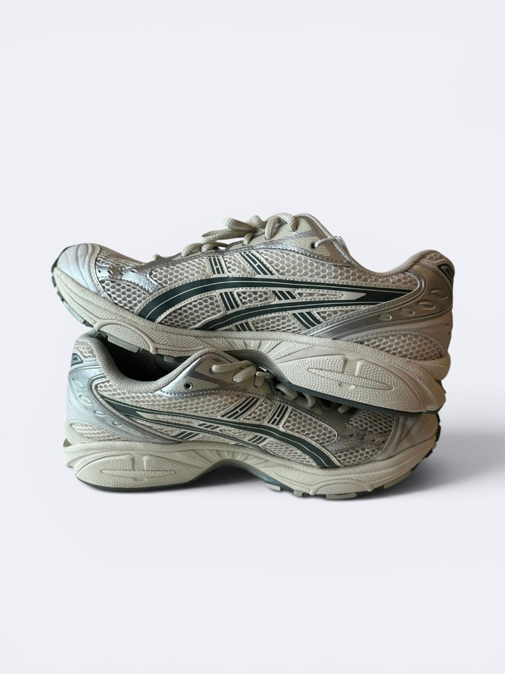 Asics Gel-Kayano 14 - 42,5 Casual Area
