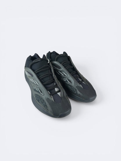 Adidas Yeezy Boost 700 V3 "Alvah" - 44 Casual Area