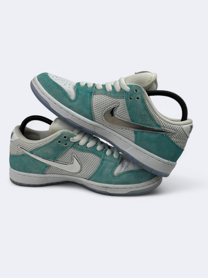 April Skateboards x Nike SB Dunk Low - 42 Casual Area