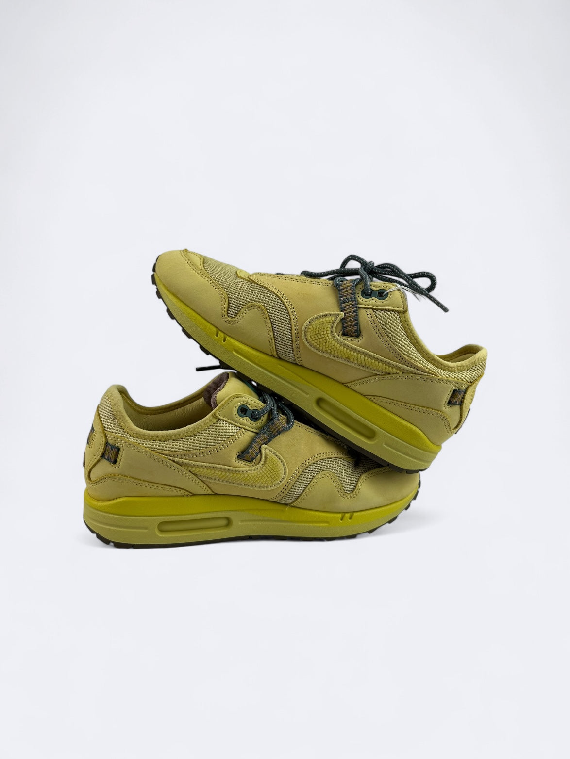 Travis Scott x Nike Air Max 1 "Saturn Gold" - 42 Casual Area