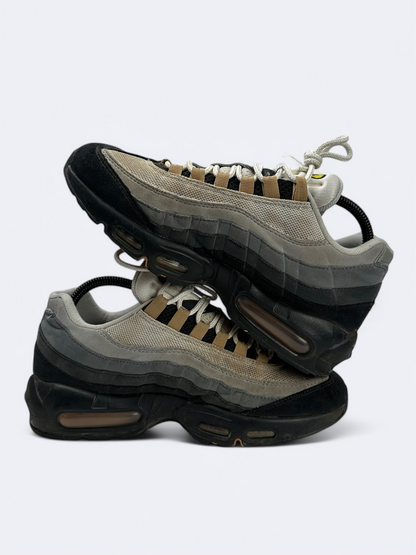 Nike Air Max 95 "Icons - Yellow Strike" - 41 Casual Area