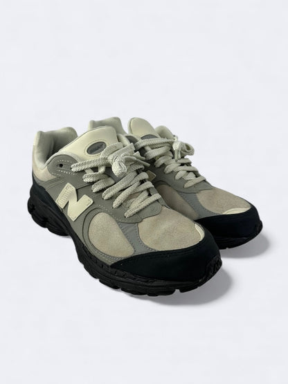 The Basement x New Balance 2002R Stone Grey - 40 Casual Area