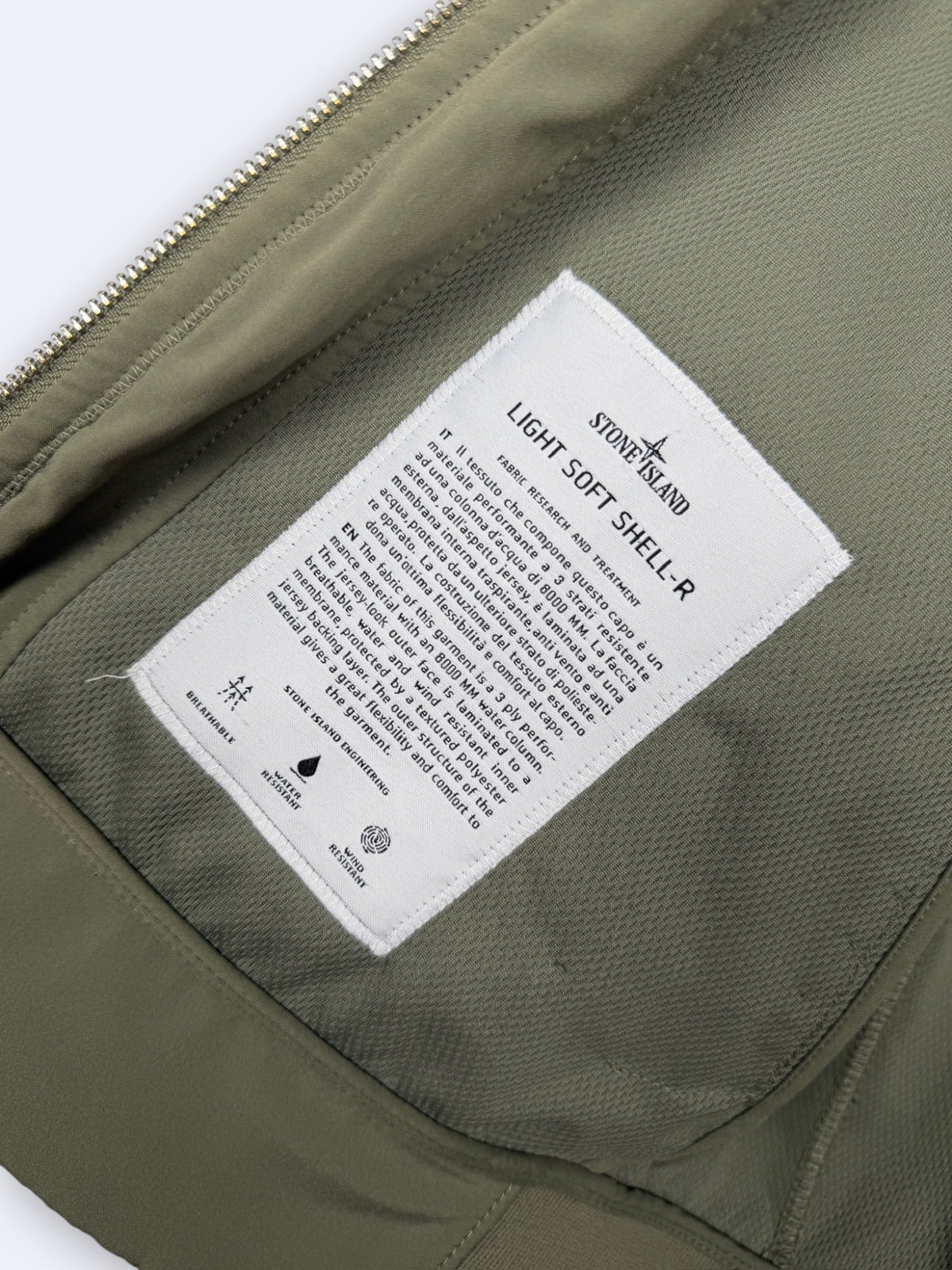 Light Soft Shell-R Stone Island - L Casual Area